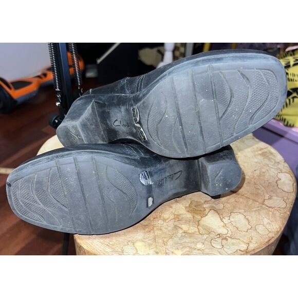 Clarks Bendables Black Leather Riding Boots Womens 8M Zipper Heel 80832 - Picture 5 of 5